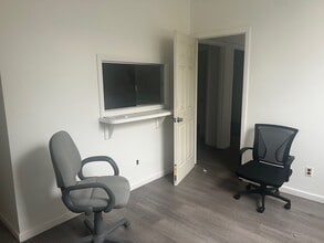 85 S Harrison St, East Orange, NJ for lease Interior Photo- Image 2 of 4