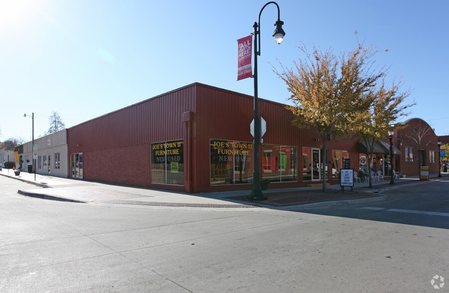 127-129 SE 3rd St, Lees Summit, MO for lease - Primary Photo - Image 1 of 20