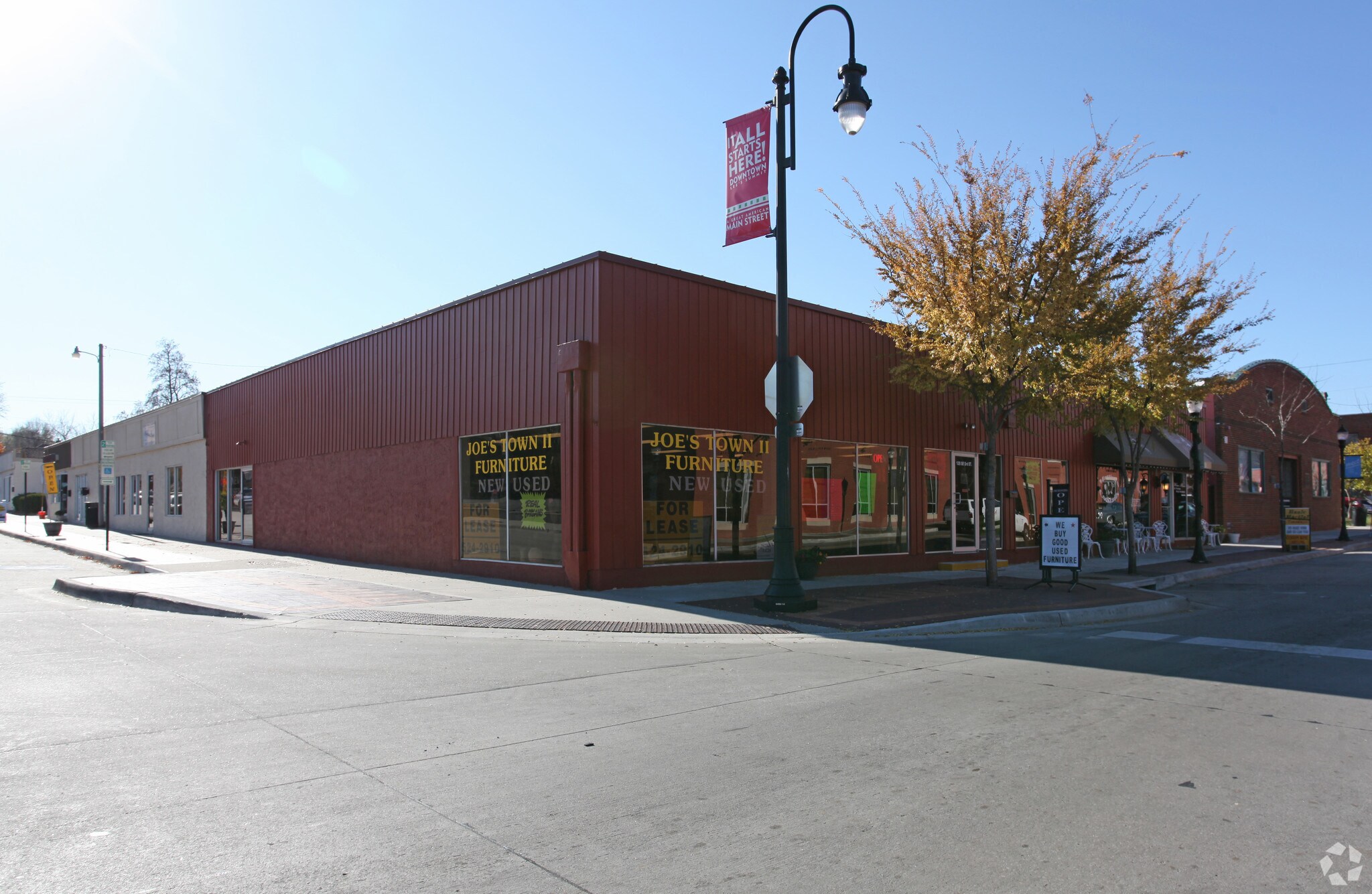 127-129 SE 3rd St, Lees Summit, MO for lease Primary Photo- Image 1 of 21