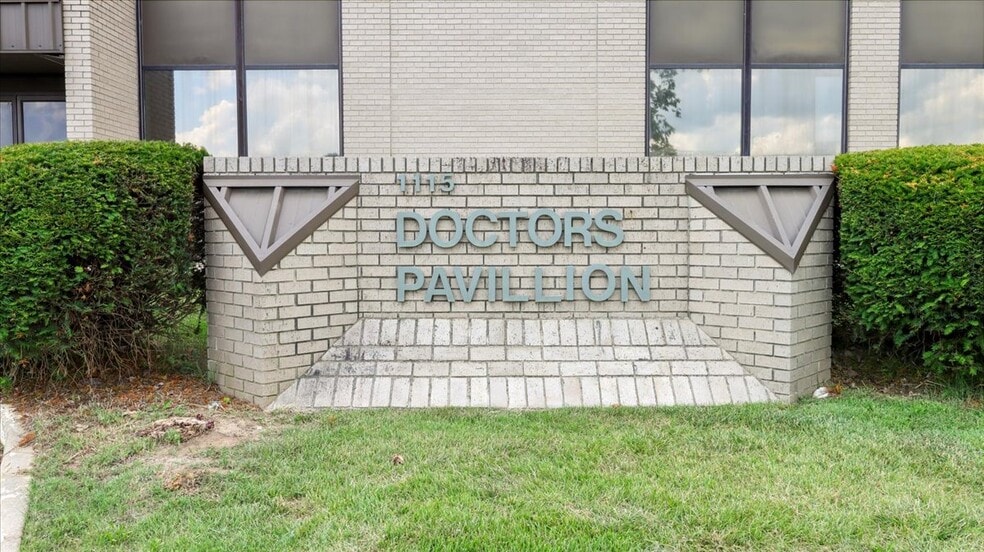 1115 Alaska Ave, West Plains, MO for sale - Building Photo - Image 2 of 19