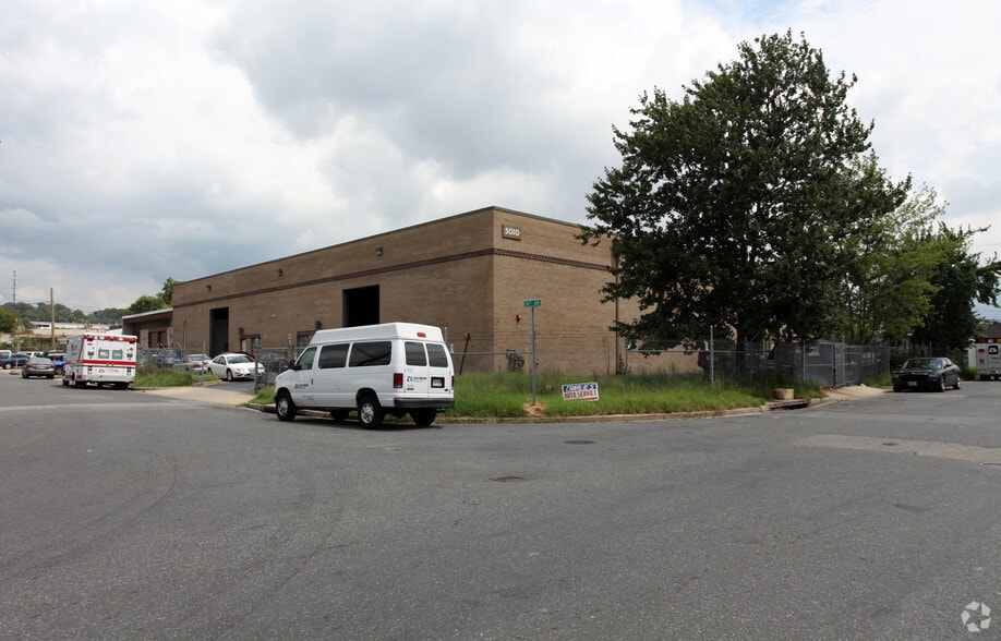 5010 Creston St, Hyattsville, MD for lease - Building Photo - Image 1 of 7