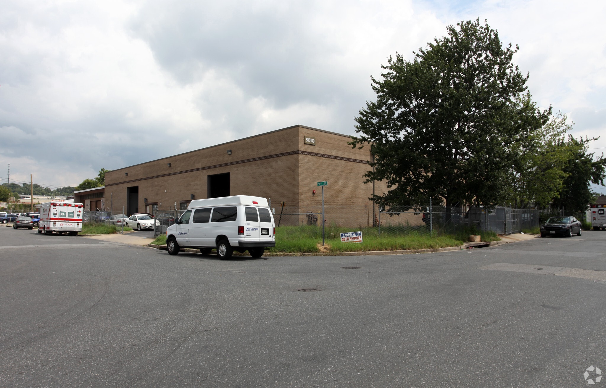 5010 Creston St, Hyattsville, MD for lease Building Photo- Image 1 of 8