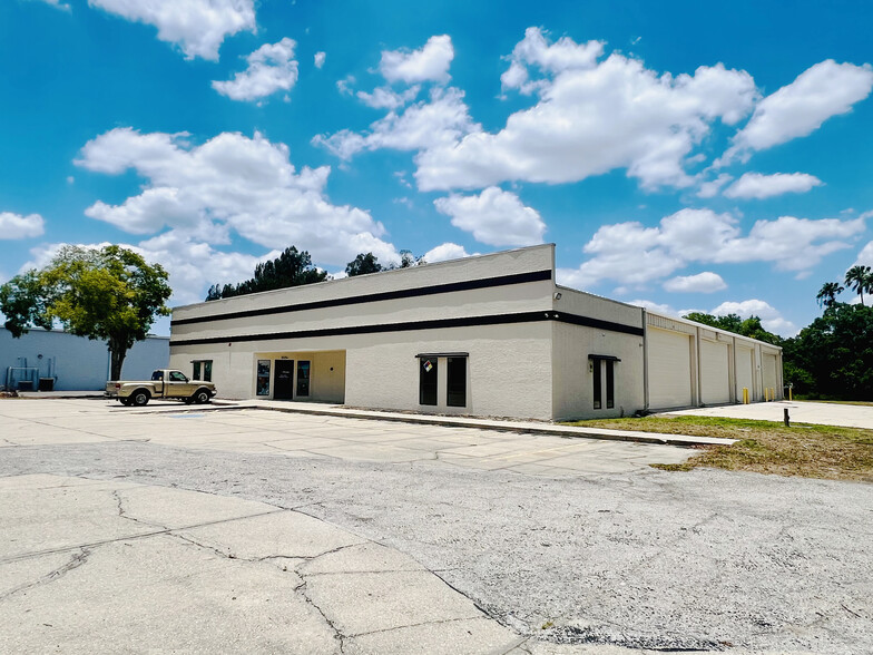 2225 Industrial Blvd, Sarasota, FL for lease - Building Photo - Image 1 of 6