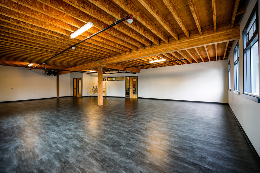 2512 SE 25th Ave, Portland, OR for lease - Interior Photo - Image 3 of 14