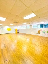 24 Booker St, Westwood, NJ for lease Interior Photo- Image 2 of 11