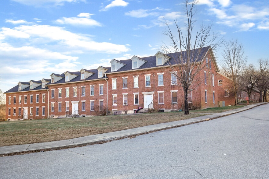 29 Tiffany St, Brooklyn, CT for sale - Building Photo - Image 2 of 7