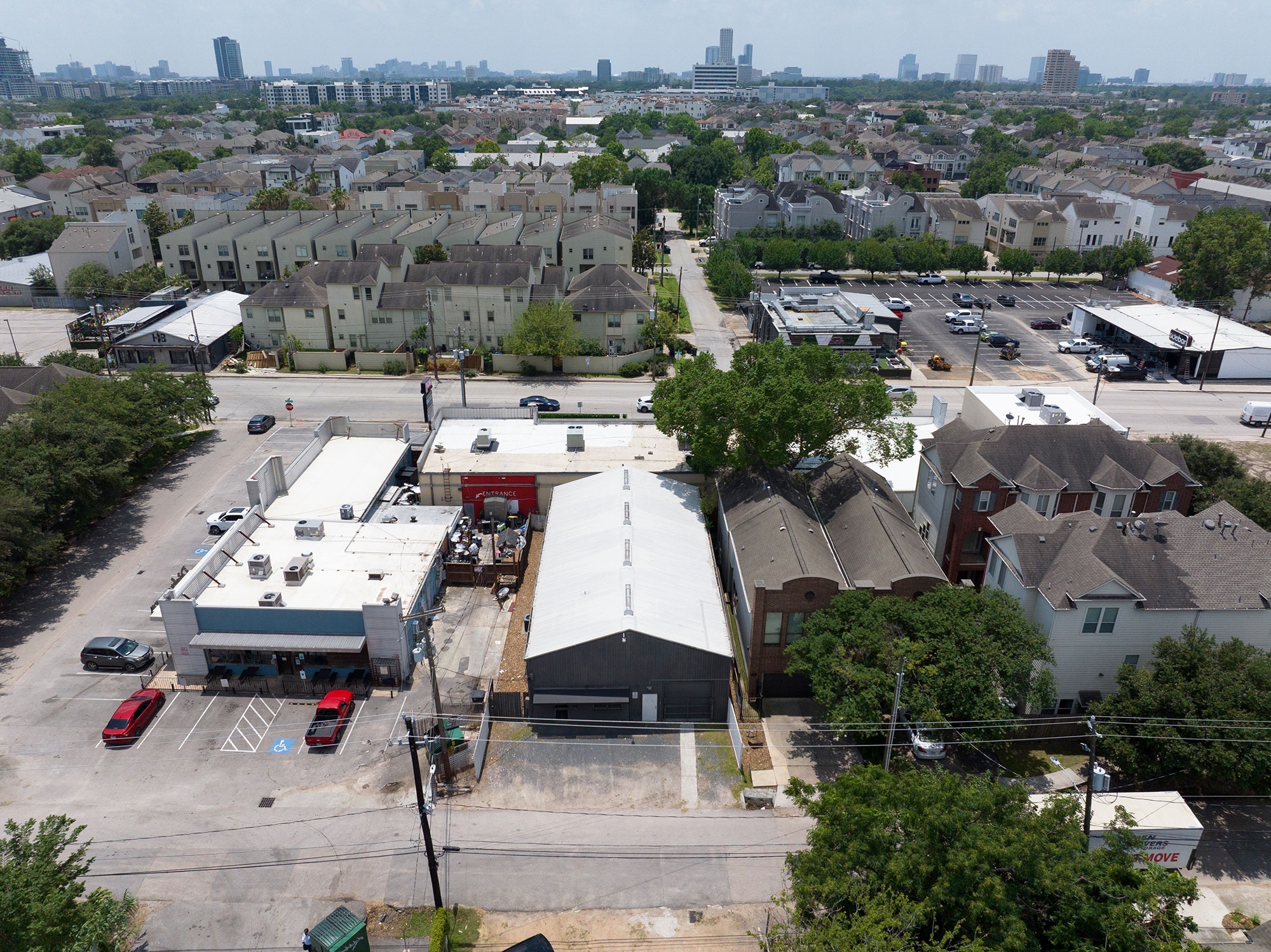 5221 Center St, Houston, TX for sale Aerial- Image 1 of 9