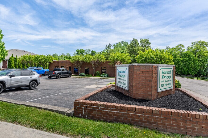 610 N Main St, Springboro, OH for lease - Building Photo - Image 3 of 47