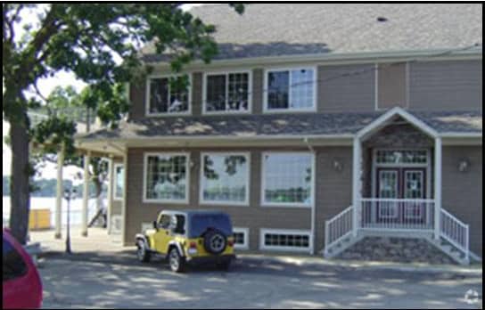 38 W Grand Ave, Fox Lake, IL for lease - Building Photo - Image 2 of 29