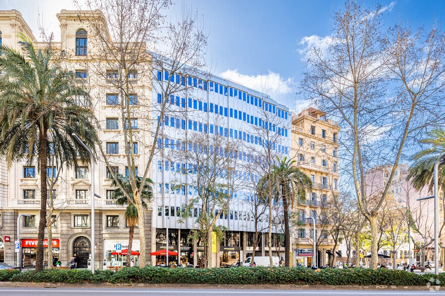 Office in Barcelona, Barcelona for lease - Primary Photo - Image 1 of 4