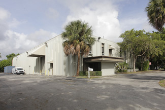 More details for 637 Jim Moran Blvd, Deerfield Beach, FL - Industrial for Lease