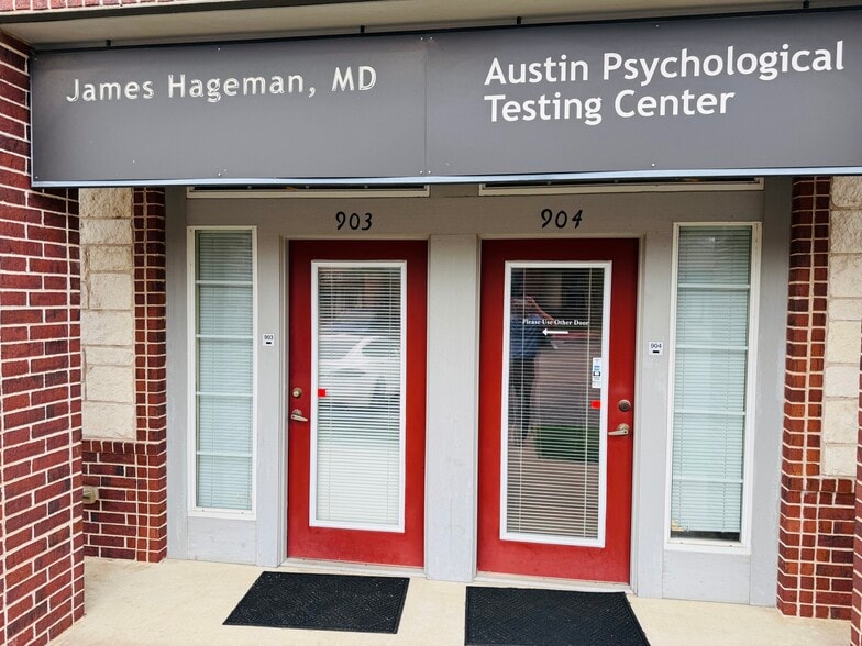 201 S Lakeline Blvd, Cedar Park, TX for sale - Building Photo - Image 2 of 7