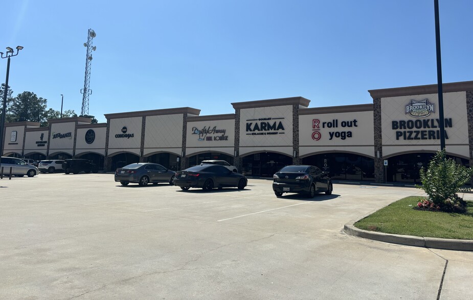 9702 Spring Cypress Rd, Spring, TX for lease - Building Photo - Image 2 of 5