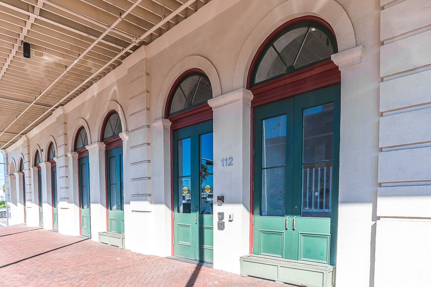 112 23rd St, Galveston, TX for lease - Building Photo - Image 3 of 9