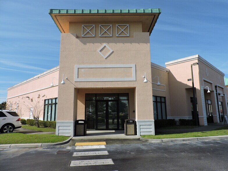 2740 2760 Sw Brigantine Pl Port Saint Lucie Fl 34953 Retail