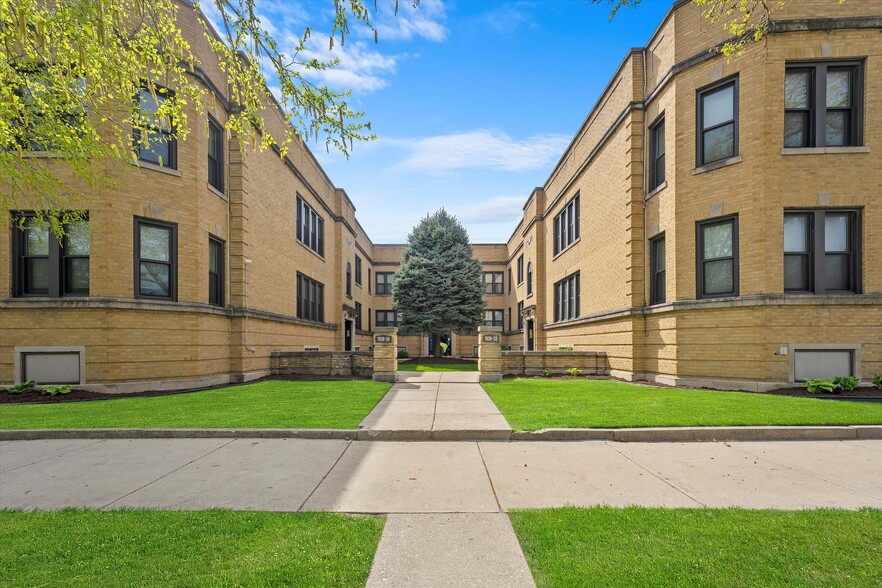 7430 S Vernon Ave, Chicago, IL for sale - Primary Photo - Image 1 of 1