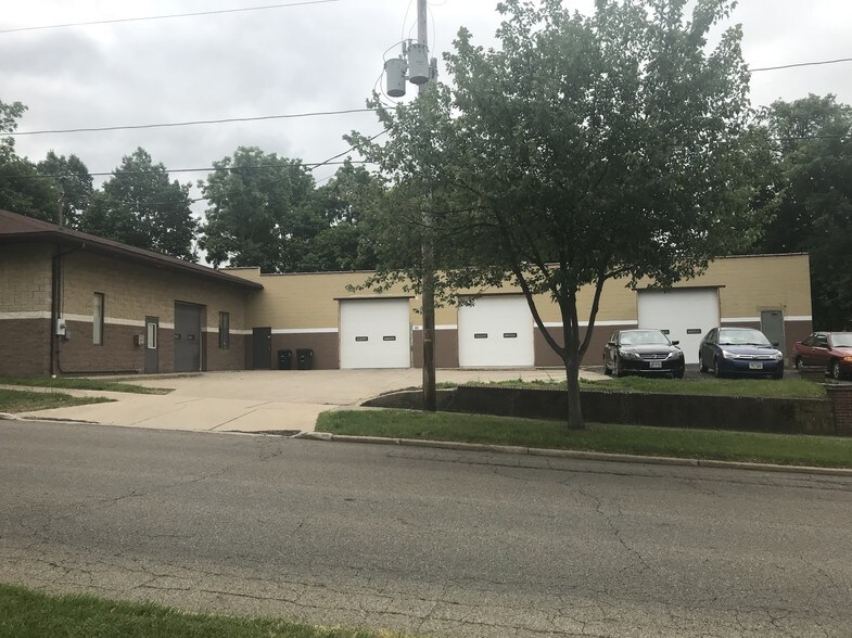 80 Cole Ave, Akron, OH 44301