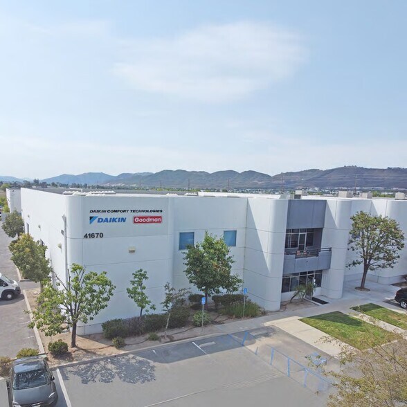 41670 Reagan Way, Murrieta, CA for sale - Building Photo - Image 1 of 4