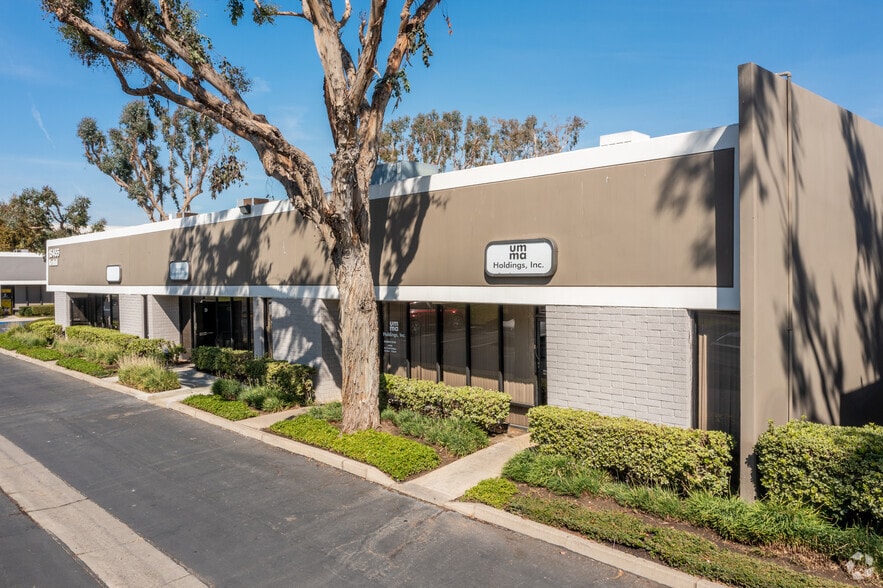 15455 Red Hill Ave, Tustin, CA for lease - Building Photo - Image 3 of 4
