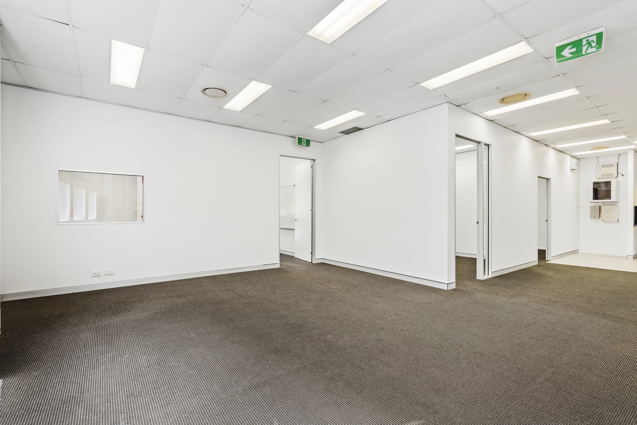 7 Station Rd, Logan Central for lease Interior Photo- Image 1 of 8
