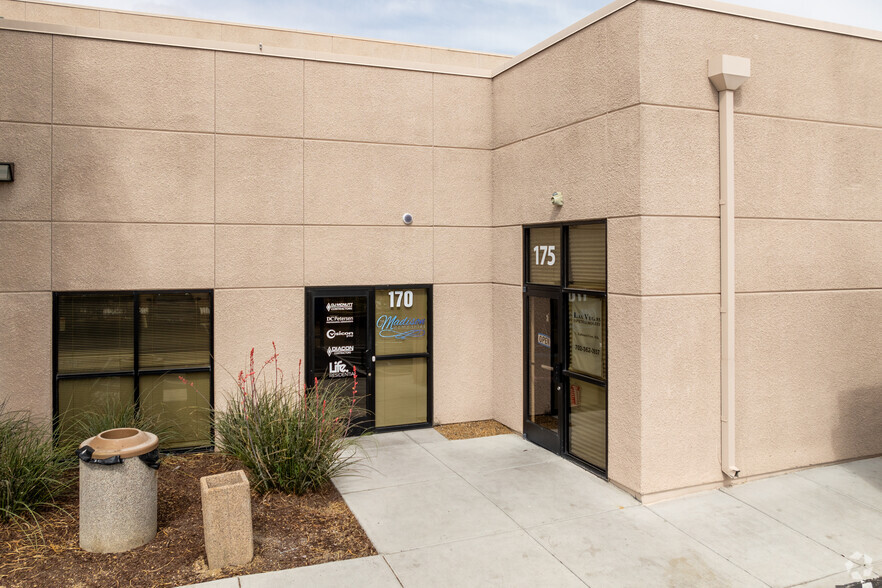 5052-5092 S Jones Blvd, Las Vegas, NV for sale - Building Photo - Image 3 of 5