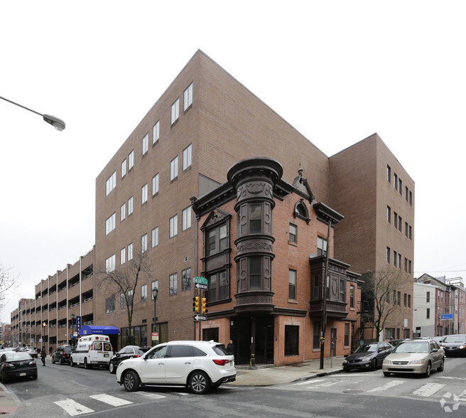 1740 South St, Philadelphia, PA for lease - Primary Photo - Image 1 of 26