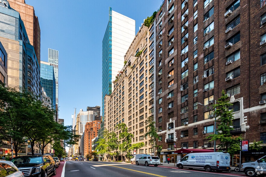 225 E 57th St, New York, NY for sale - Primary Photo - Image 1 of 22
