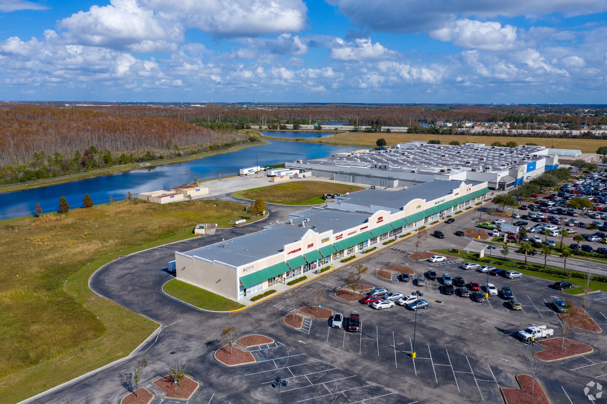 1307 E Osceola Pky, Kissimmee, FL 34744 Retail for Lease