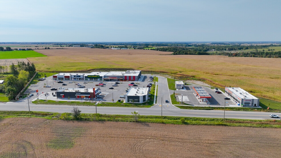 315 Main St, Lucan, ON for lease - Building Photo - Image 3 of 6