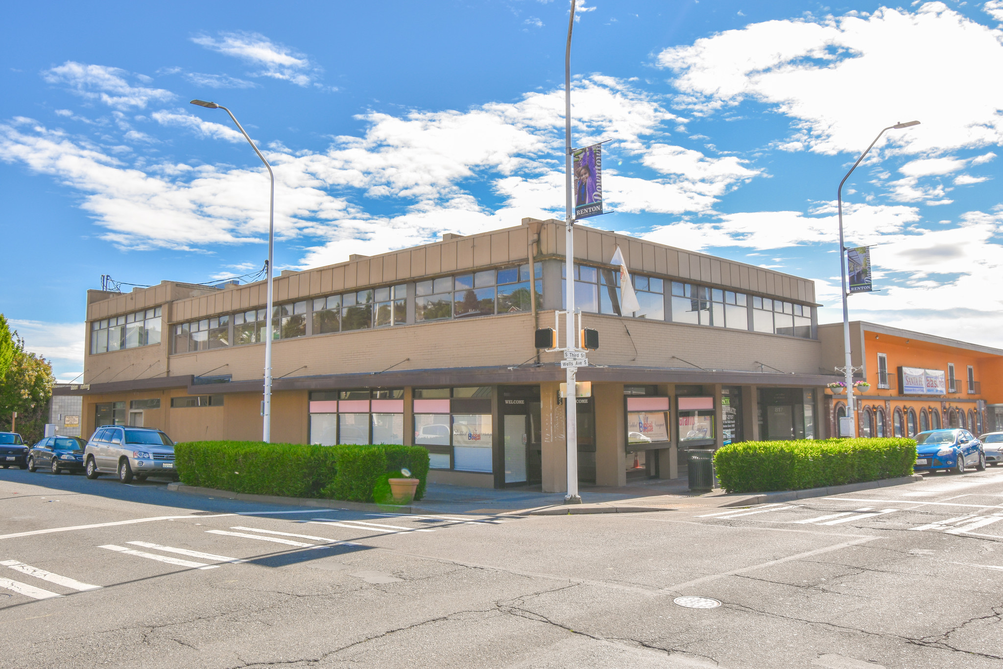 811-825 S 3rd St, Renton, WA for sale Building Photo- Image 1 of 1