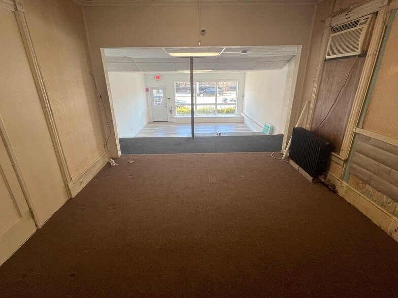 37 Raymond Ave, Poughkeepsie, NY for lease - Building Photo - Image 3 of 6
