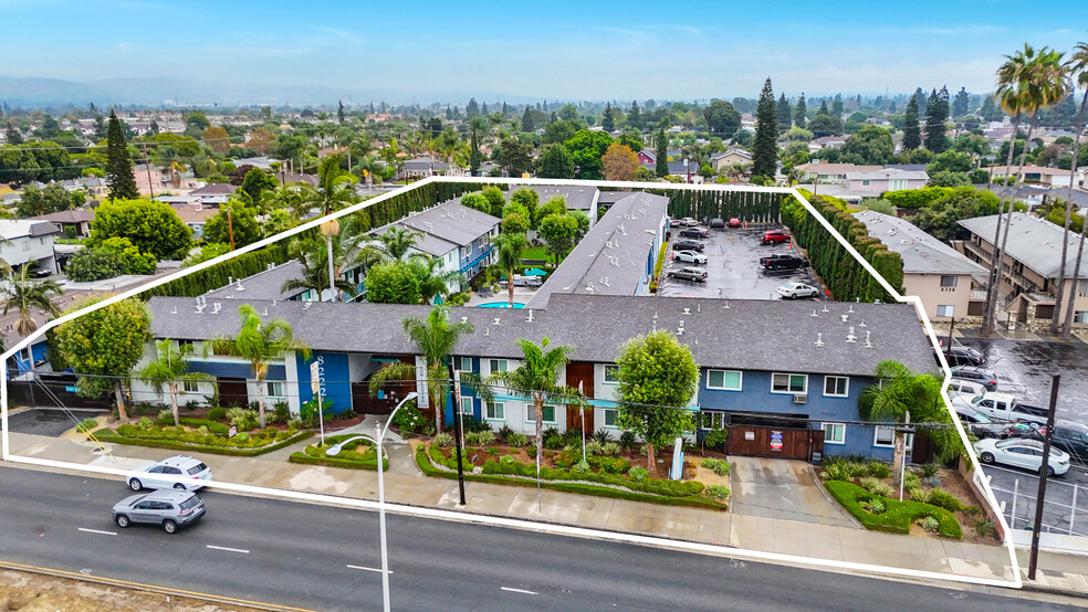 8222 Rosemead Blvd, Pico Rivera, CA for sale - Aerial - Image 2 of 10