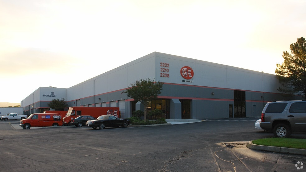2202-2228 Junction Ave, San Jose, CA for lease - Building Photo - Image 2 of 6