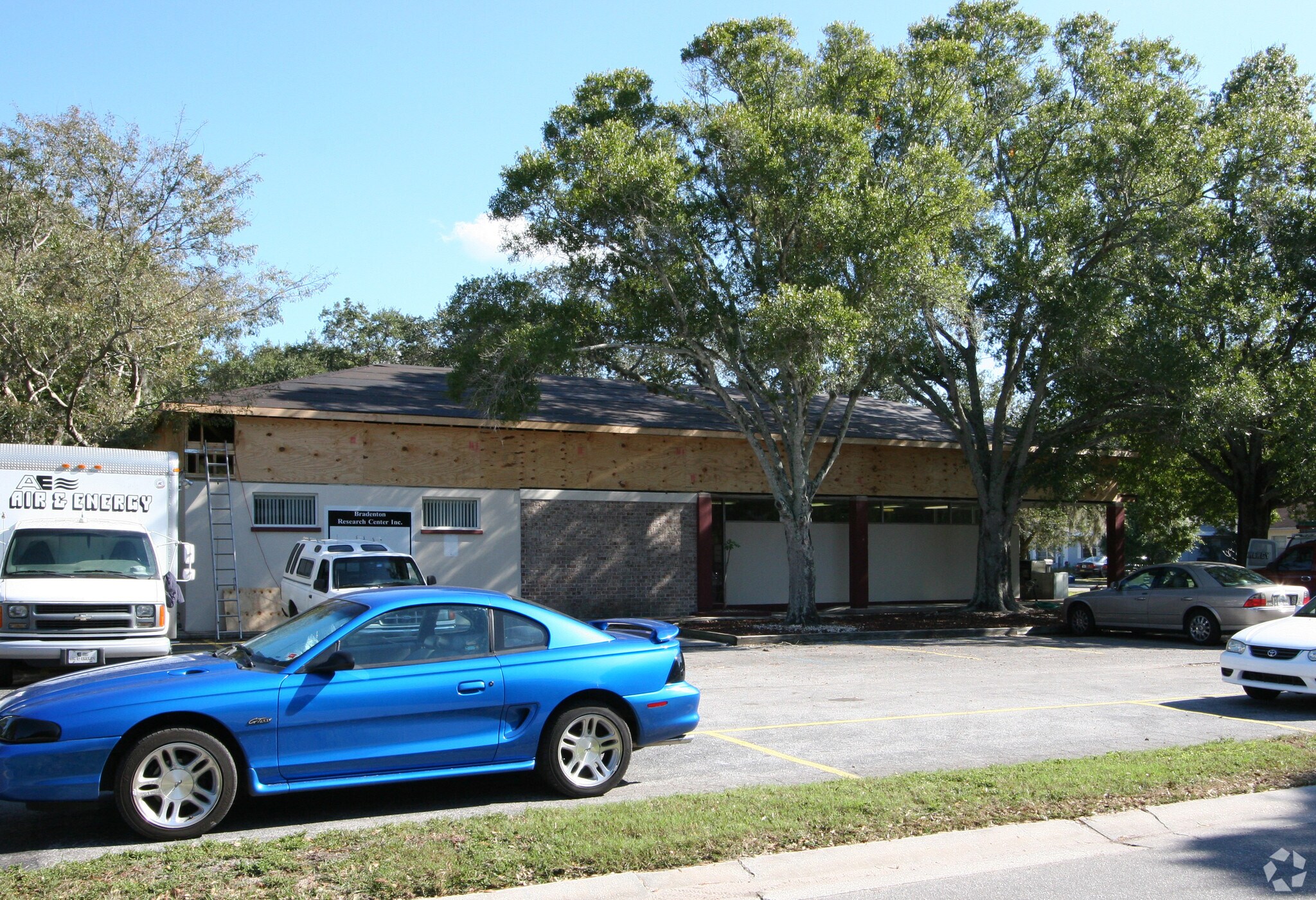 3924 9th Ave, Bradenton, FL for sale Primary Photo- Image 1 of 1