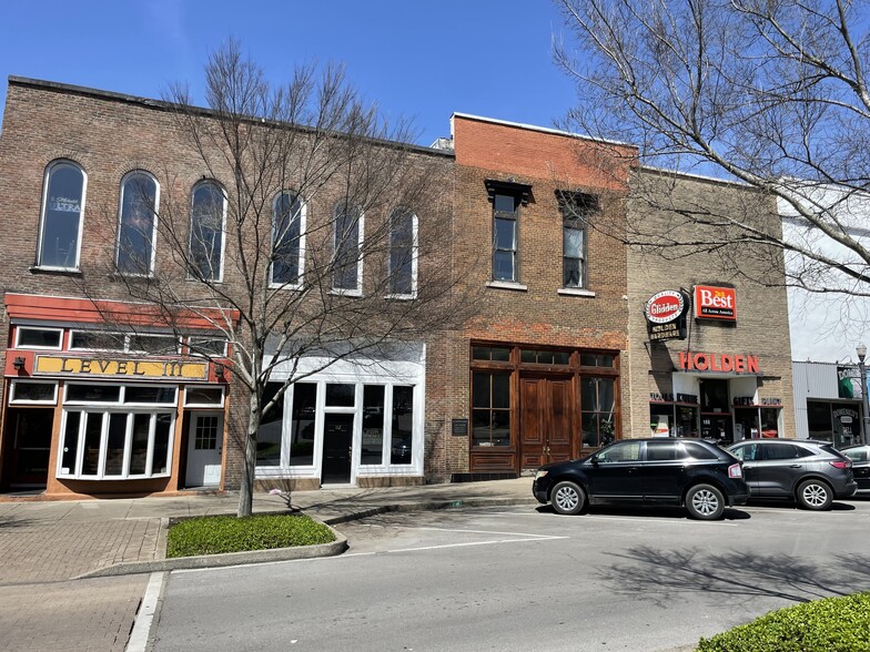 112 S Maple St, Murfreesboro, TN for lease - Building Photo - Image 1 of 34