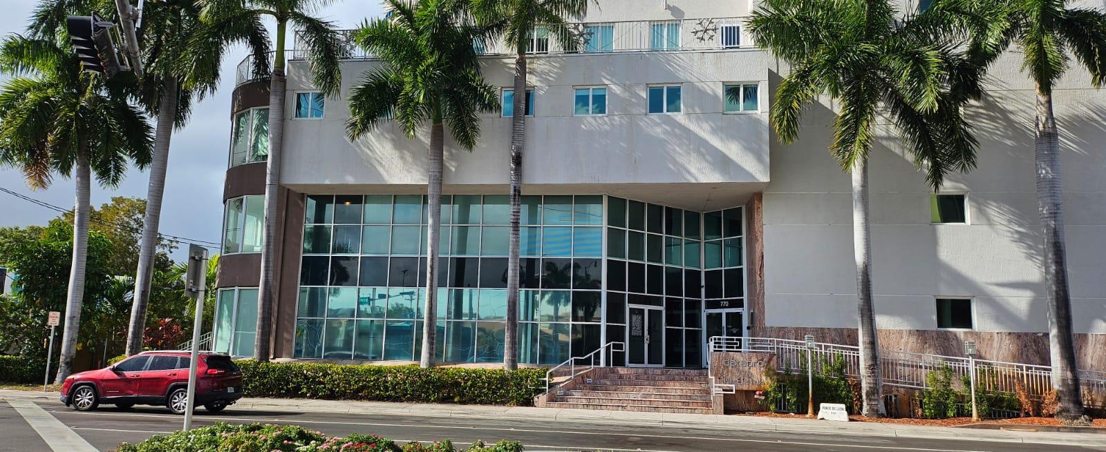 770 Ponce de Leon Blvd, Coral Gables, FL for lease Building Photo- Image 1 of 80