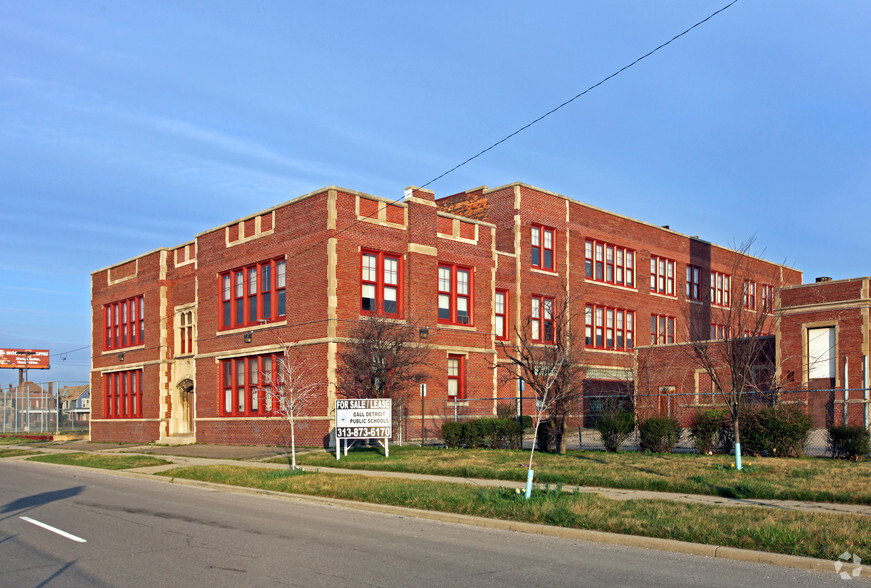 1333 Pine St, Detroit, MI for sale - Building Photo - Image 1 of 2