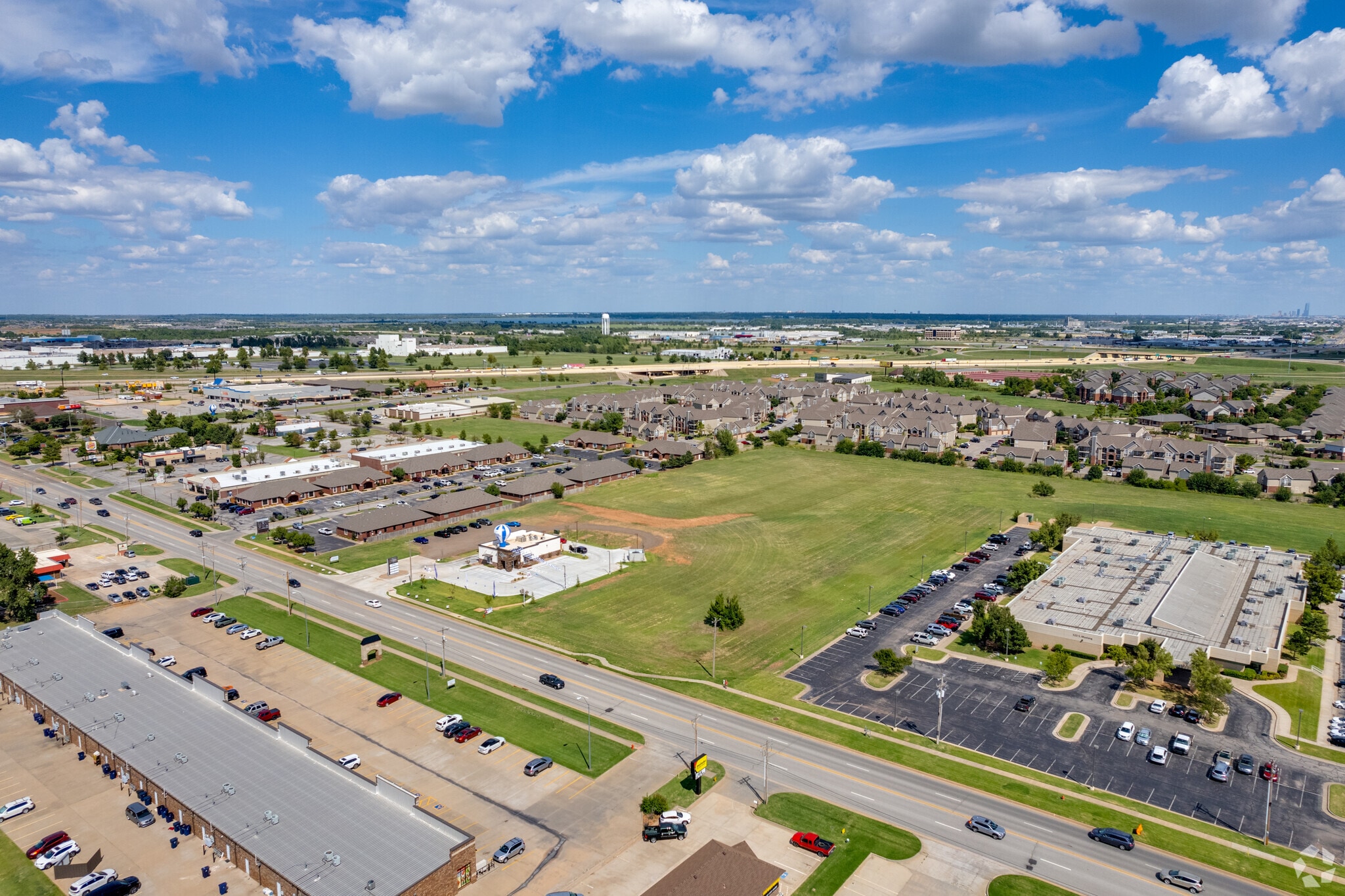 500 S. Mustang Rd, Yukon, OK 73099 1.0 Acre Portion of 500 S. Mustang