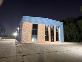 3505 W Admiral Doyle Dr, New Iberia LA - Warehouse