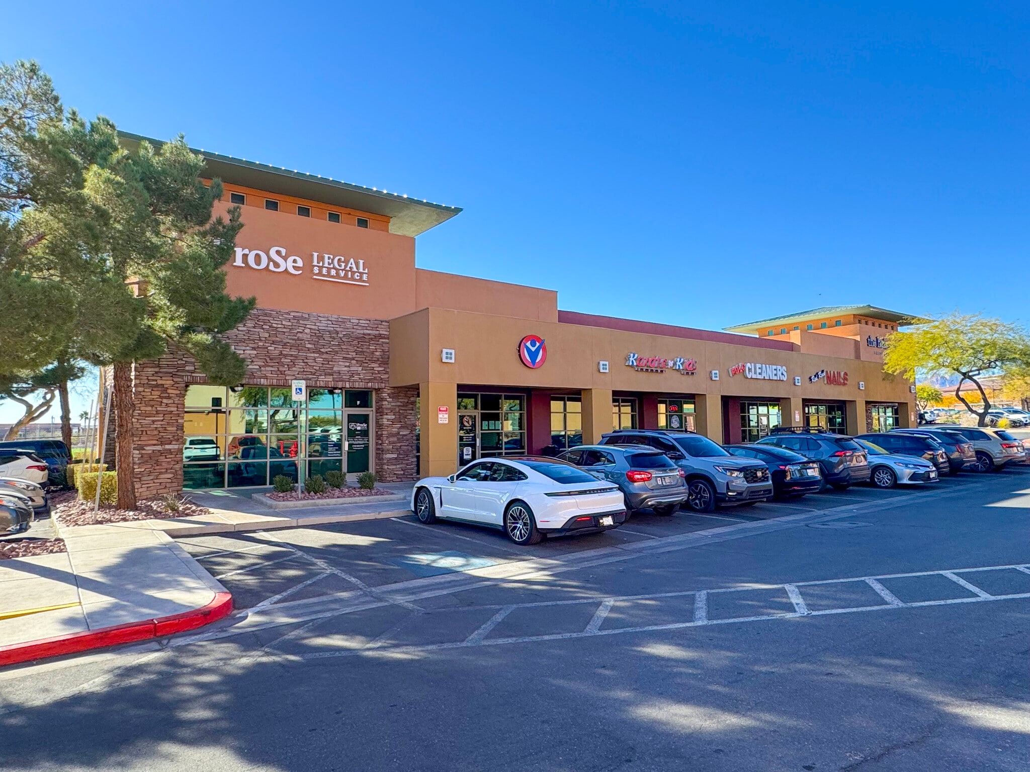 10127-10247 W Charleston Blvd, Las Vegas, NV for lease Building Photo- Image 1 of 15