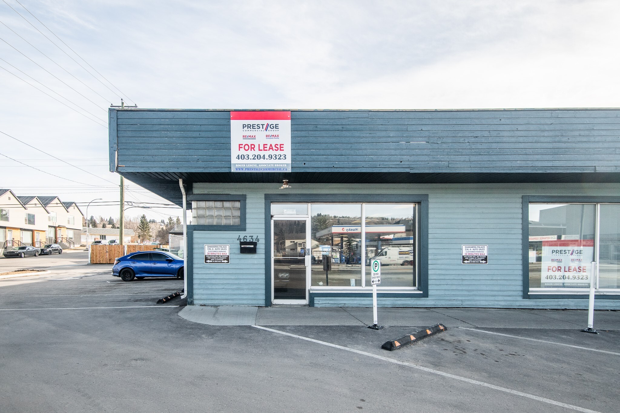 4634 Bowness Rd NW, Calgary, AB for sale Primary Photo- Image 1 of 1