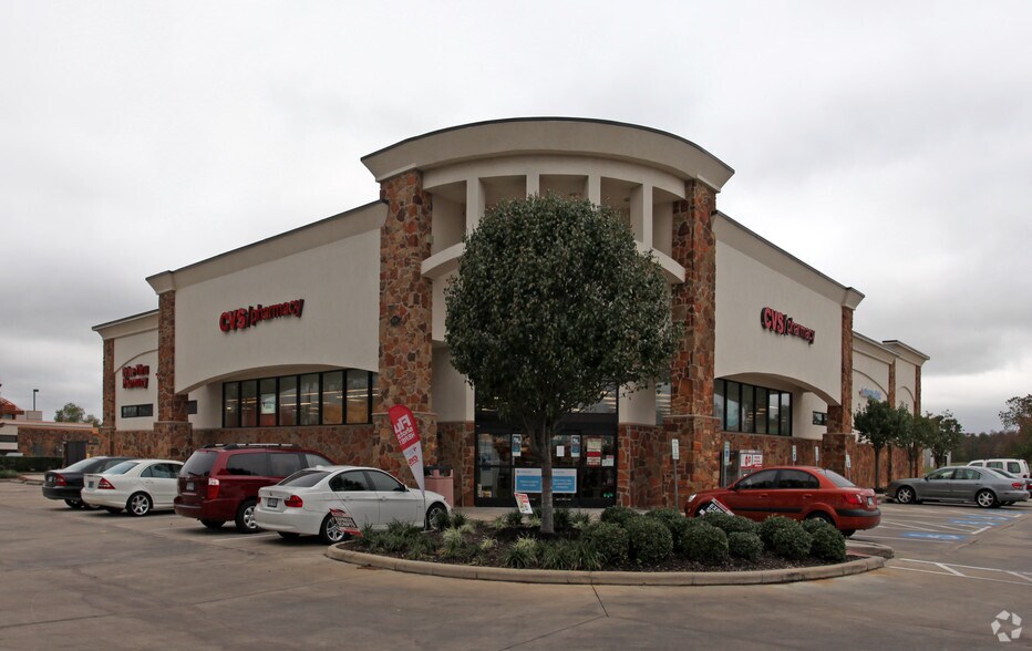 8754 Spring Cypress, Spring, TX for sale - Primary Photo - Image 1 of 1