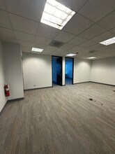 5750 Old Orchard Rd, Skokie, IL for lease Interior Photo- Image 1 of 6