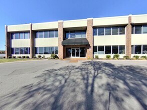 113 Cumberland Ave, Madison, TN for lease Building Photo- Image 2 of 11