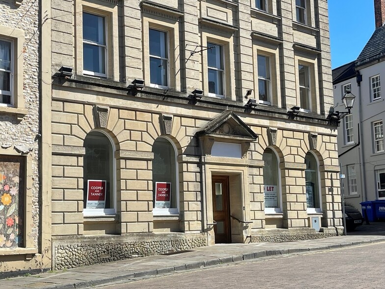 5 High St, Shepton Mallet for lease - Building Photo - Image 1 of 6