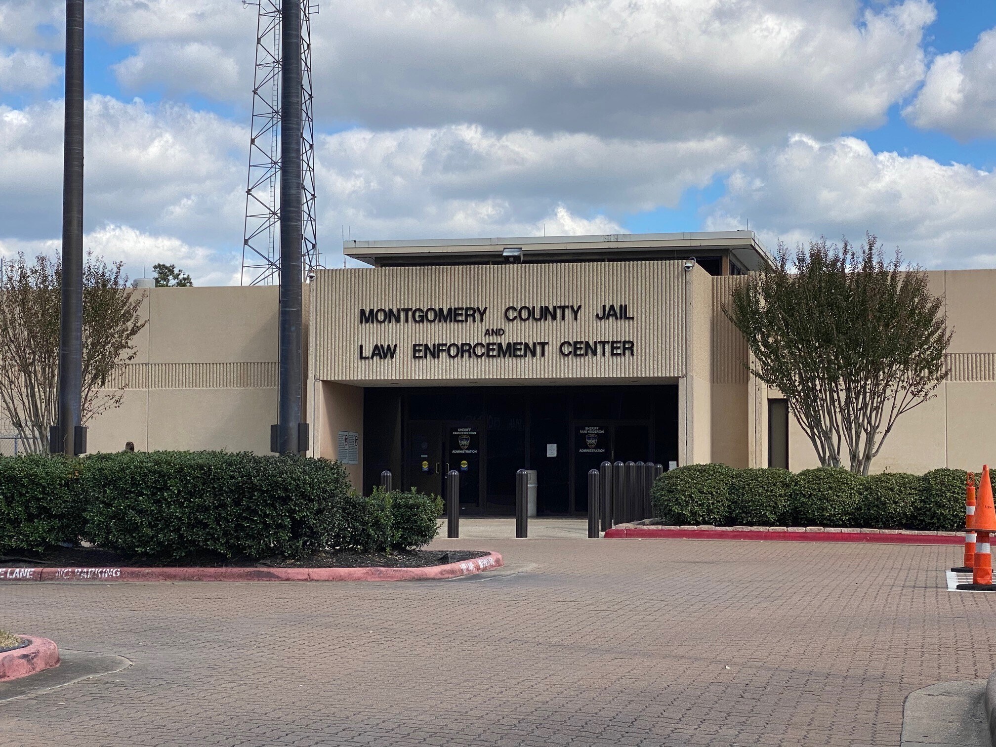 Dps Office Conroe Texas 87 - xe4a8jm