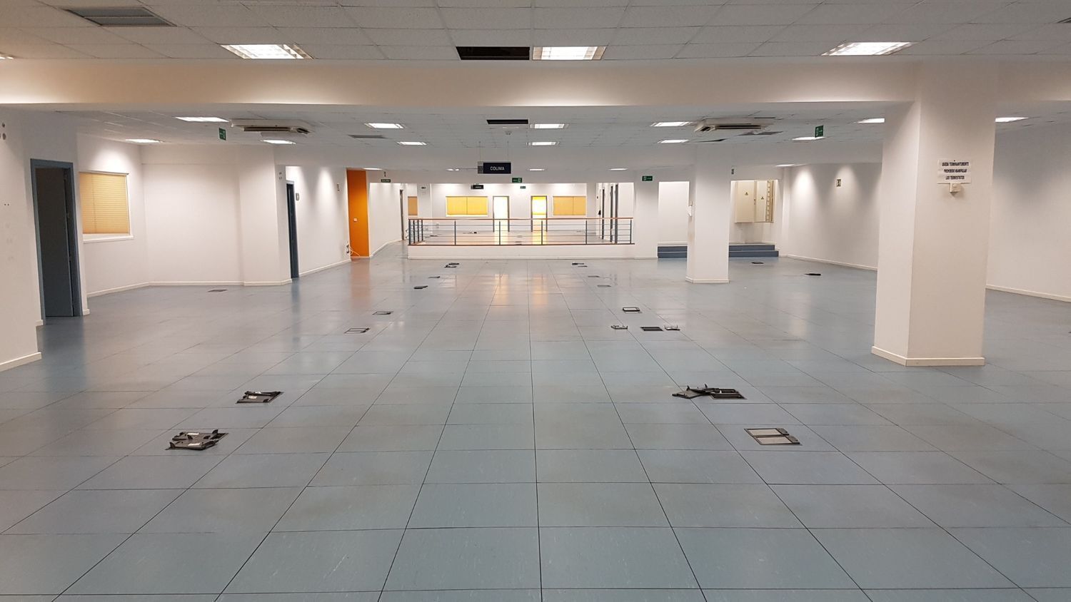 Office in SEVILLA for lease Building Photo- Image 1 of 11