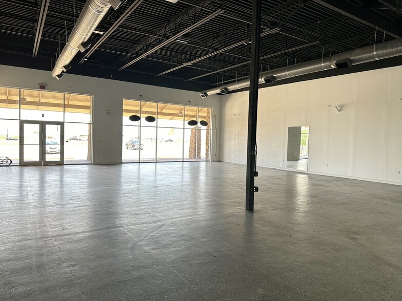 5701 Starboard Dr, Midland, TX for lease - Interior Photo - Image 2 of 3