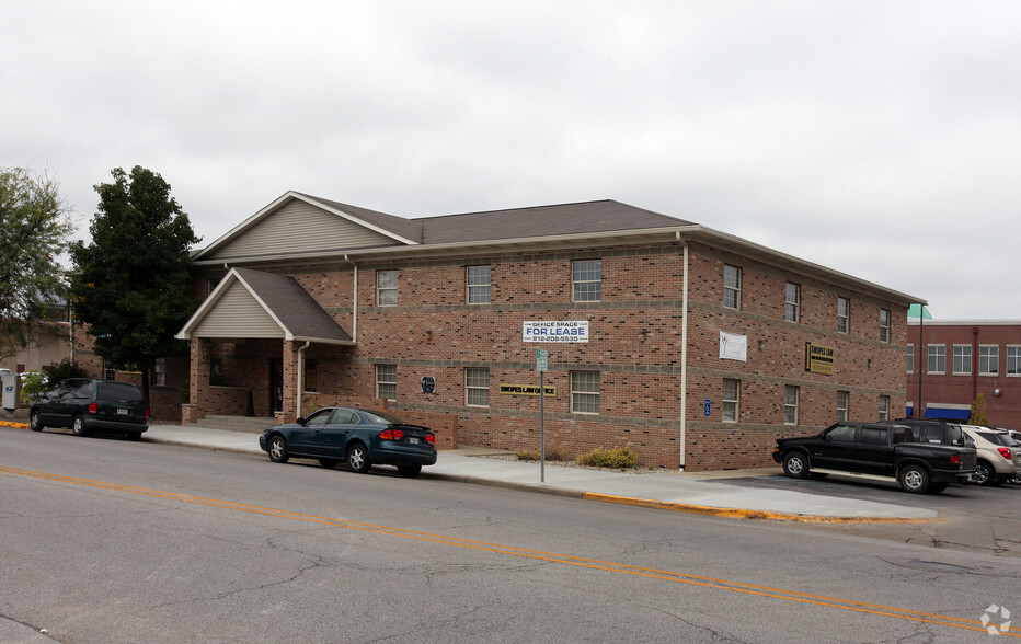 400 Wabash Ave, Terre Haute, IN for sale - Primary Photo - Image 1 of 1