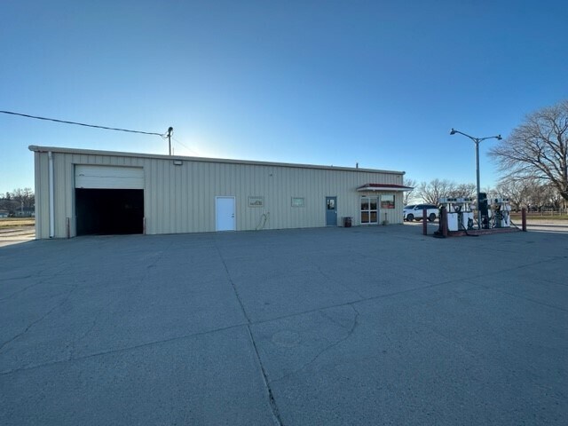 232 N 3rd St, Howells, NE for sale Building Photo- Image 1 of 1